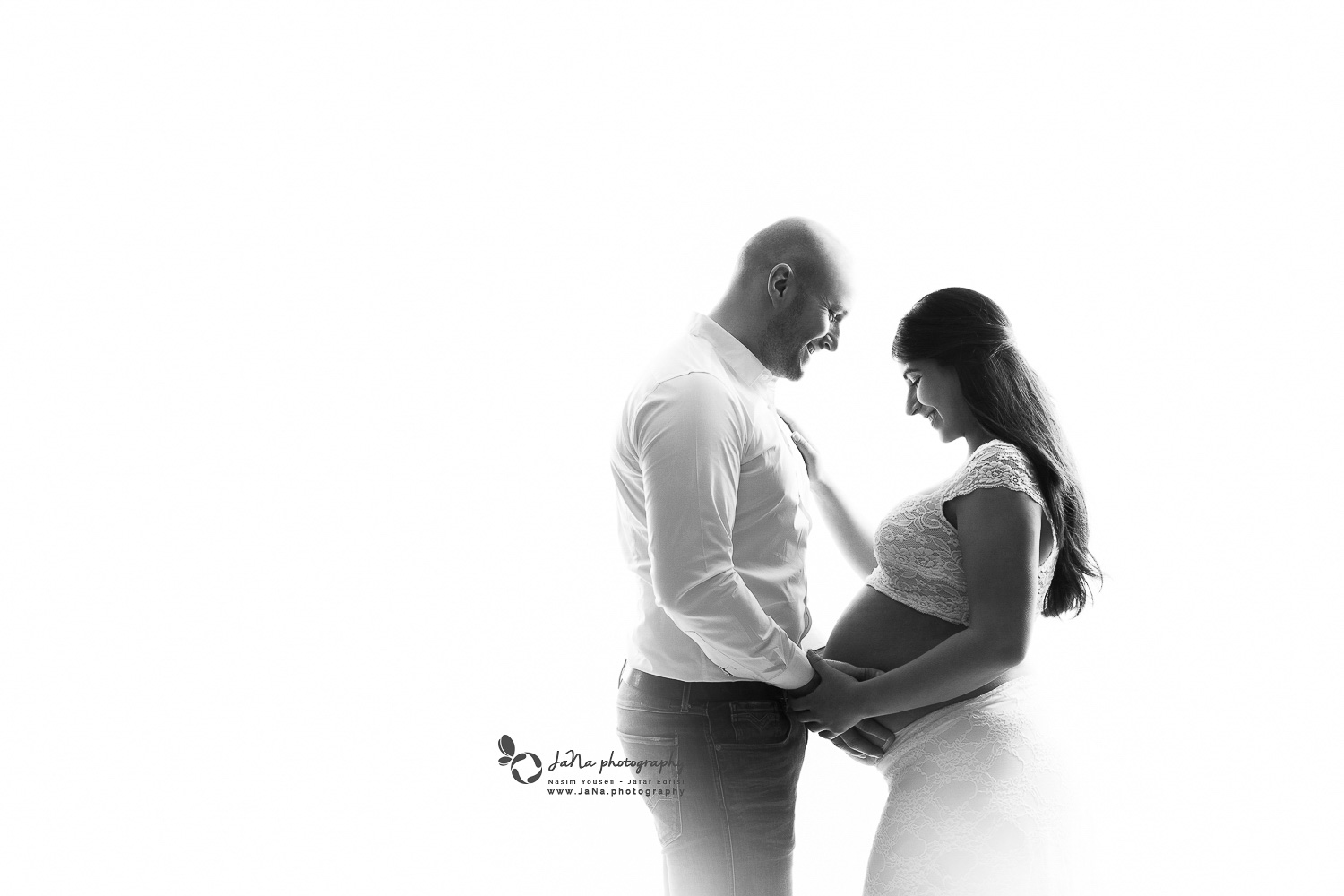 Vancouver maternity and newborn photography | Bowen