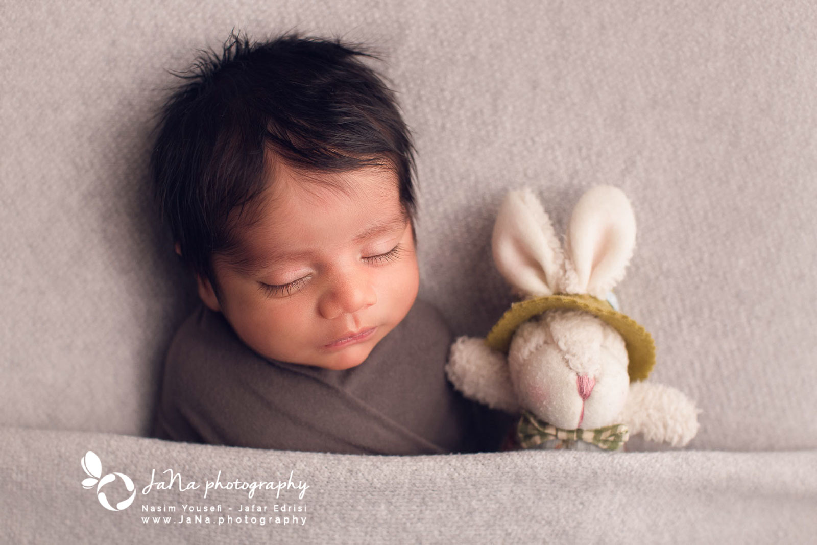 Newborn photography Burnaby - sleep