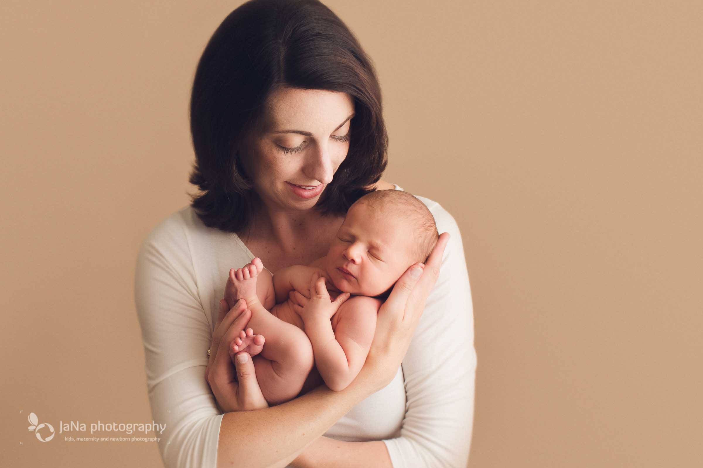 Vancouver newborn photography - mom