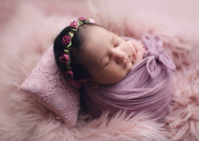 newborn photography - baby girl -pink