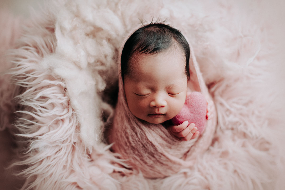 newborn photography - jana photography - Vancouver - Burnaby BC - pink